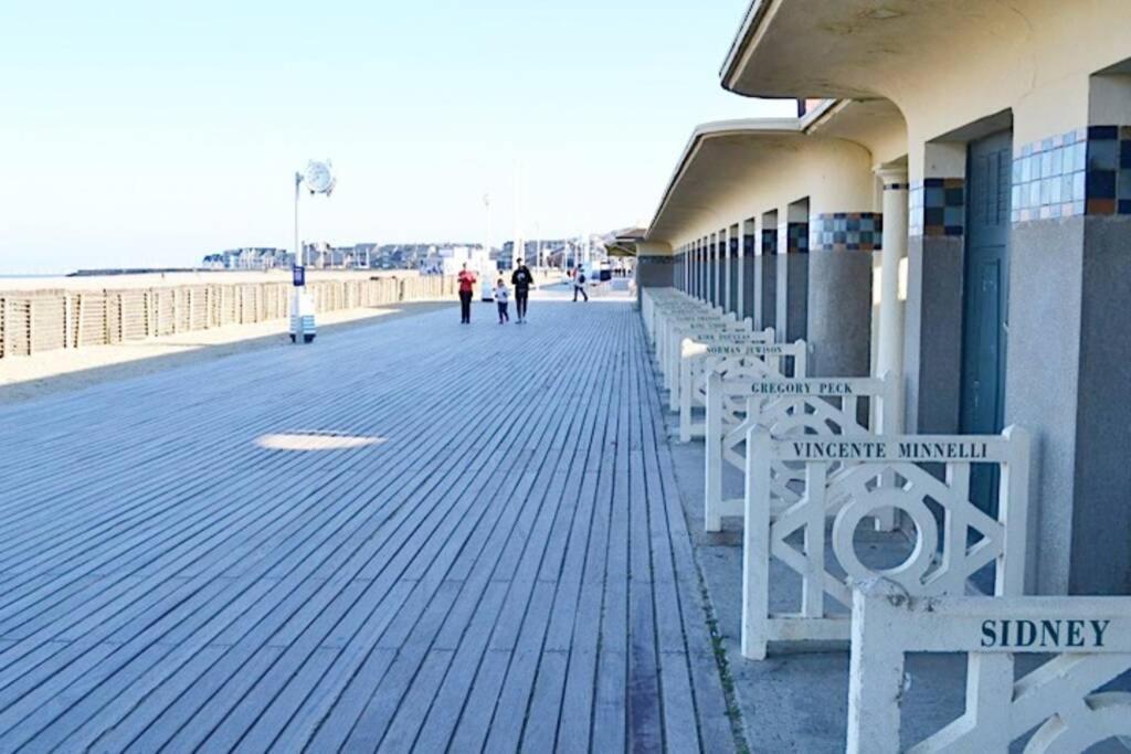 Deauville...Attitude Екстериор снимка
